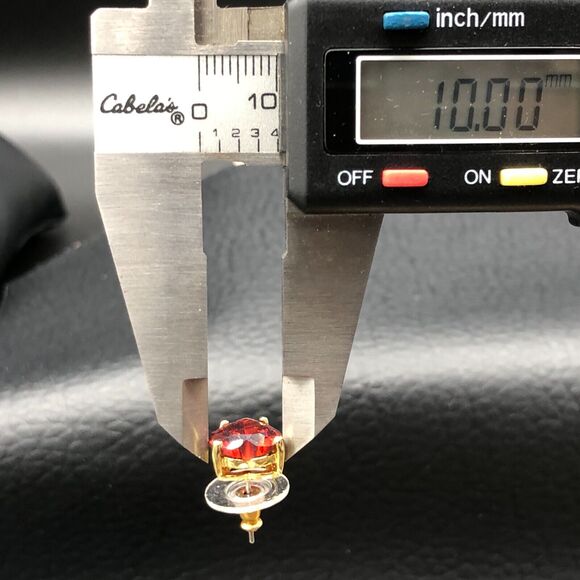 Rhinestone Heart Earrings 10mm Red Crystals Gold Tone Setting Studs - Picture 6 of 8